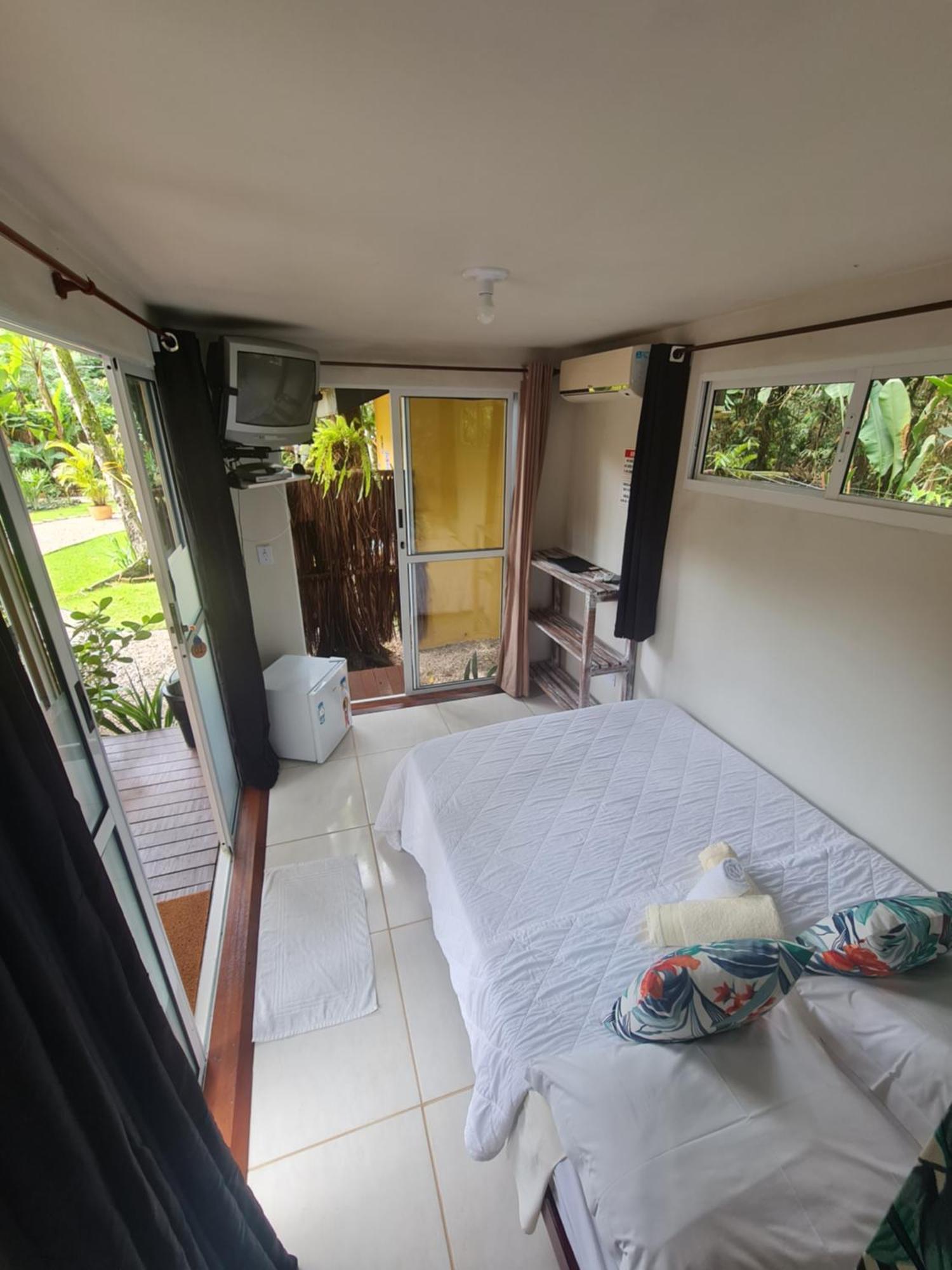 Nalu Guest House Ubatuba Ruang foto